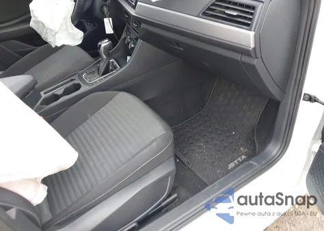 2024 Volkswagen Jetta 1.5T S z USA, uszkodzony, nr VIN 3VW5M7BU5RM064870